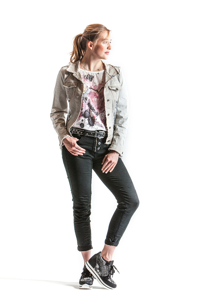 Werbefoto Modefotografie – Cocuni Boutique Look im Atrio Villach, Editorial