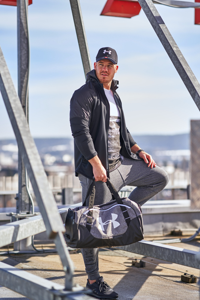 Werbefoto Sport- & Fashionfotografie – Hervis Sports im Atrio Villach, Sportmode-Inszenierung